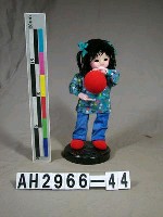 藏品(拍球女玩偶)的圖片